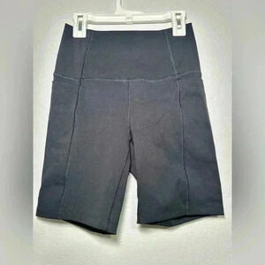 Lululemon Align High-Rise Shorts Black Pockets Women's Size 4